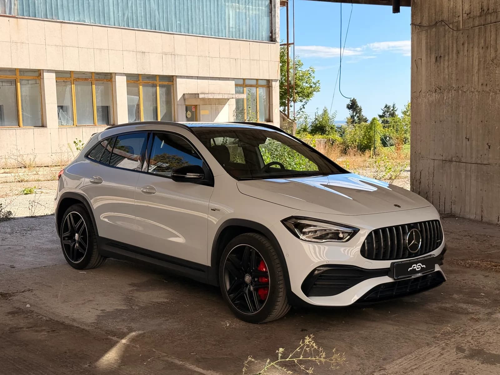 Mercedes-Benz GLA35 AMG